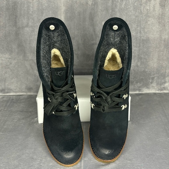 🔥🔥🔥UGG Women Lace-up Boots Size: 6🔥🔥🔥 - Picture 3 of 12